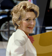 NEWS - Nancy Reagan mit 94 Jahren gestorben