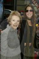 NEWS - Nancy Reagan mit 94 Jahren gestorben