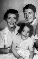 NEWS - Nancy Reagan mit 94 Jahren gestorben