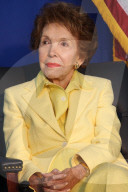 NEWS - Nancy Reagan mit 94 Jahren gestorben