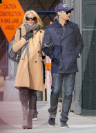 PEOPLE - Ryan Seacrest spaziert mit Shana Wall durch New York
