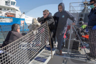NEWS - Auf der Suche nach Flüchtlingsbooten: Deutsch-griechische Polizei-Kooperation
