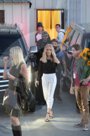 PEOPLE - Wohl zu anstrengend: Kendra Wilkinson 'gets wild' nach Dreharbeiten mit Khloe