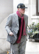 PEOPLE - Boris Becker in London unterwegs
