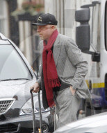 PEOPLE - Boris Becker in London unterwegs