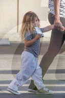 PEOPLE - North West geht mit Penelope Disick in den Karate Unterricht