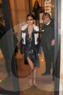 PEOPLE - Selena Gomez zu Besuch bei 'Virgin Radio' in Paris