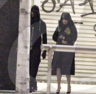 PEOPLE - Mario Balotelli nachts in Mailand unterwegs