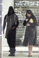 PEOPLE - Mario Balotelli nachts in Mailand unterwegs