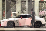 PEOPLE - Mario Balotelli nachts in Mailand unterwegs