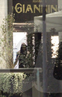 PEOPLE - Mario Balotelli nachts in Mailand unterwegs