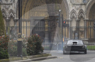 EXKLUSIV - 'Top Gear' Dreharbeiten in London und ein 'Wedding'