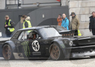 EXKLUSIV - 'Top Gear' Dreharbeiten in London und ein 'Wedding'