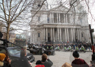 EXKLUSIV - 'Top Gear' Dreharbeiten in London und ein 'Wedding'