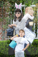 PEOPLE - Selma Blair ist ein Bunny