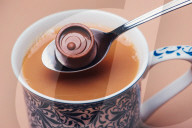 FEATURE - "Cockney Box': neu aus London