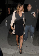 PEOPLE - The Place to be: Promis besuchen den 'Nice Guy Club' in West Hollywood