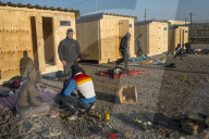 NEWS - Neue Flüchtlingsunterkünfte in Grande Synthe, Nordfrankreich