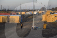 NEWS - Neue Flüchtlingsunterkünfte in Grande Synthe, Nordfrankreich
