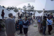 NEWS - Alltag im FlÃ¼chtlingscamp Moria auf Lesbos