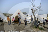 NEWS - Alltag im FlÃ¼chtlingscamp Moria auf Lesbos