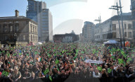 FEATURE - Iren rund um den Globus feierten den St. Patrick's Day