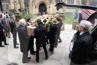 PEOPLE - "Coronation Street"-Erfinder wird zu Grabe getragen