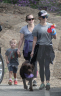 PEOPLE - Wandervögel:  Reese Witherspoon mit Familie