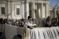 NEWS - Die Welt begeht den Palmsonntag