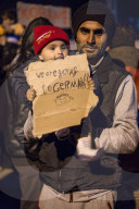 NEWS - Flüchtlinge in Idomeni protestieren gegen die Grenzschliessung von Mazedonien