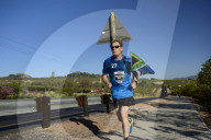 PEOPLE - Topfit: Komiker Eddie Izzard absolviert einen Marathon in Südafrika