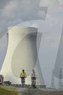 NEWS - Terror in Brüssel: Belgische Atomkraftwerke teilevakuiert
