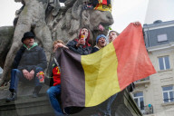 NEWS - Terror in Brüssel: Die Menschen gedenken der Opfer