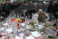 NEWS - Terror in Brüssel: Die Menschen gedenken der Opfer