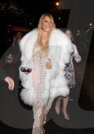 PEOPLE - Miss Polyester: Mariah Carey im "Fluff-Puff" Mantel in London unterwegs