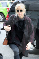 PEOPLE - Lady in Black: Jennifer Lawrence in New York unterwegs