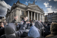NEWS - Brüssel: Rechtsextreme stören Gedenkmarsch an die Terror-Opfer