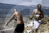 NEWS - Griechenland: FlÃ¼chtlings-Alltag beim Hafen von Piraeus