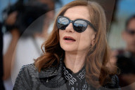 CANNES 2015 - PHOTOCALL 'PLUS FORT QUE LES BOMBES' 