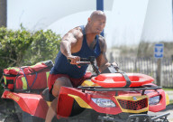 PEOPLE - Dreharbeiten zu 'Baywatch' 
