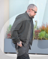 EXKLUSIV - Benji Madden zeigt seine Kopf-Tattoos