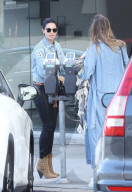 PEOPLE - Lily Adridge und Behati Prinsloo in West Hollywood unterwegs
