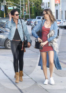 PEOPLE - Lily Adridge und Behati Prinsloo in West Hollywood unterwegs