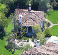 EXKLUSIV - Lamar Odom wohnt neben Khloe Kardashian