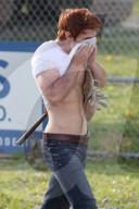 EXKLUSIV - KJ Apa bei Dreharbeiten zu 'Riverdale'