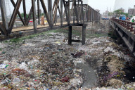 NEWS - Bangladesh: Verschmutzter Buringanga Fluss