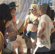 PEOPLE - Lady Gaga mit Samantha Ronson am Beach von Palm Springs