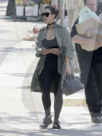 EXKLUSIV - Happy Family: Kim Kardashian und Kanye West mit North am Farmers Market