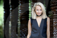 PORTRAIT - Samantha Jade
