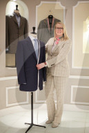 NEWS - Die erste Schneiderin an Saville Row in London